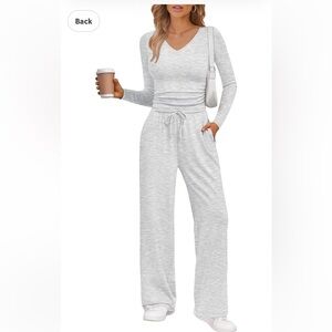 NWOT Trendy Queen Light Gray Long Sleeve Lounge Jumpsuit